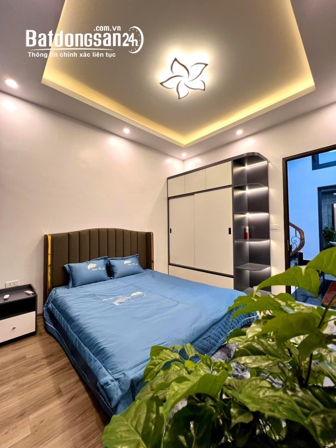 Bán nhà mặt phố Đường Bùi Xương Trạch, Phường Khương Đình, Quận Thanh Xuân