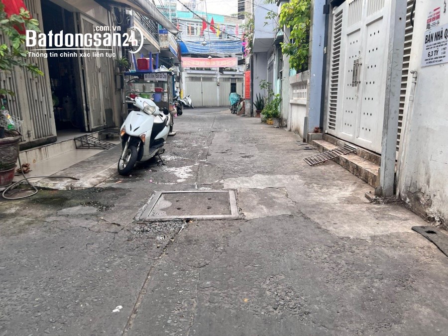 Bán nhà 3 tầng HXH quay đầu 9xx Hoàng Sa, Quận 3, 60m2 ngang 5m, giá chỉ 107tr/m2