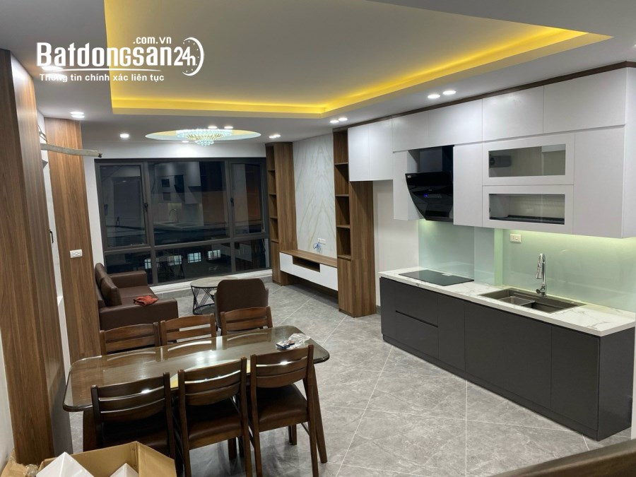 Chủ nhờ bán nhà PHỐ TRẠM 6 TẦNG THANG MÁY - GARA 2 Ô TÔ - FULL NỘI THẤT CAO CẤP