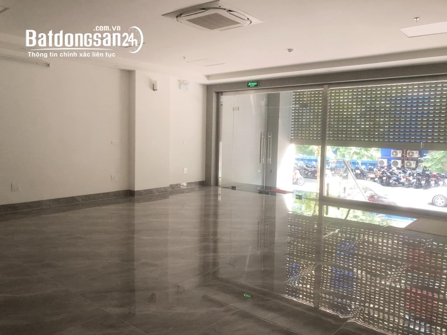 Bán Toà VP Duy Tân 140m2, 9T new, mt 8m, vỉa hè rộng, kinh doanh tấp nập, giá 80 tỷ