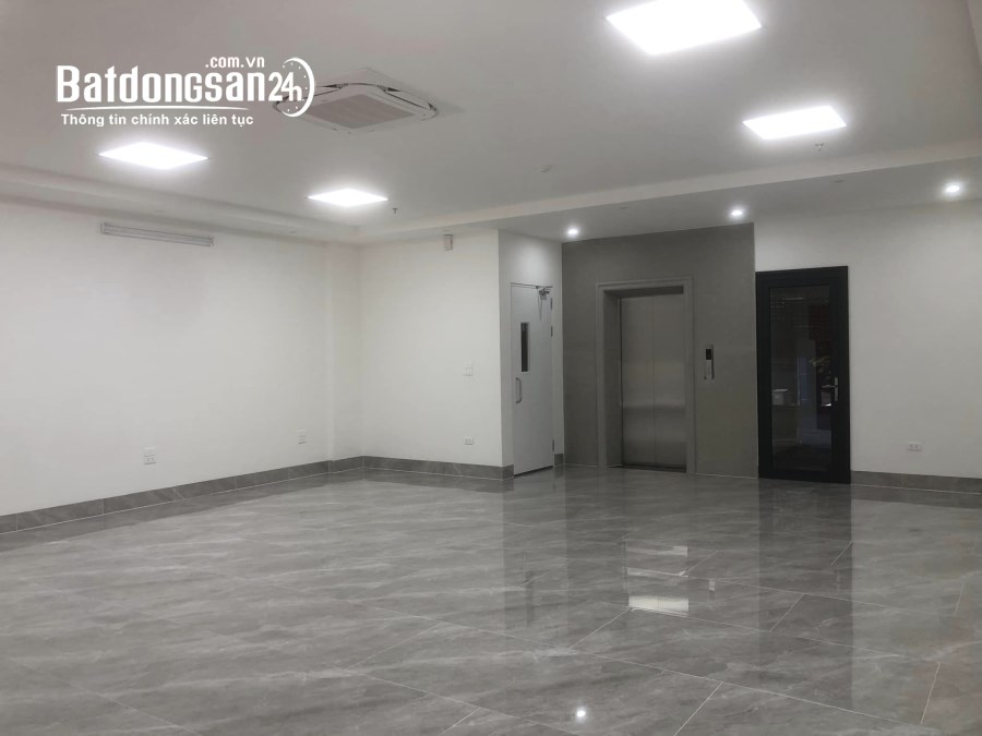 Bán Toà VP Duy Tân 140m2, 9T new, mt 8m, vỉa hè rộng, kinh doanh tấp nập, giá 80 tỷ