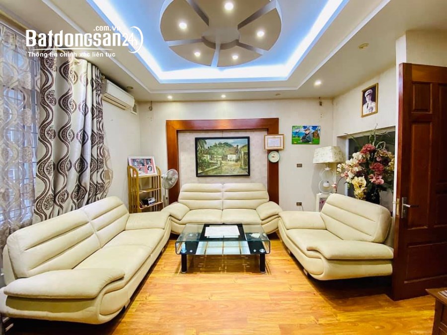Chung cư Nguyễn Chí Thanh , Đống Đa, 107m, 3 ngủ, sổ đỏ, dưới 5 tỷ