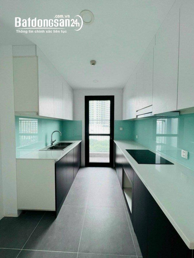Bán căn hộ chung cư Paragon Tower, nhận nhà ở ngay, giá 3 tỷ 5.