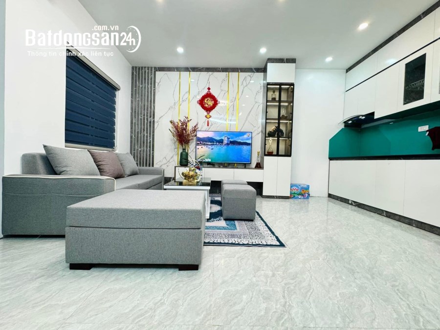 Bán nhà ngõ Hoàng Văn Thái, Thanh Xuân 48m2 giá 4.75 tỷ, 5 tầng, 4PN, MT 4m