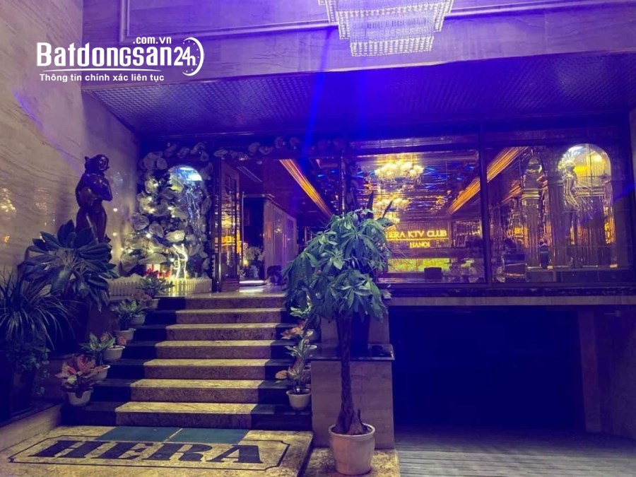 Phố Trấn Vũ 220M2 11 Tầng Mặt Tiền 7.5M -135 Tỷ 2 Thoáng- 1 Hầm KD Dòng Tiền cao