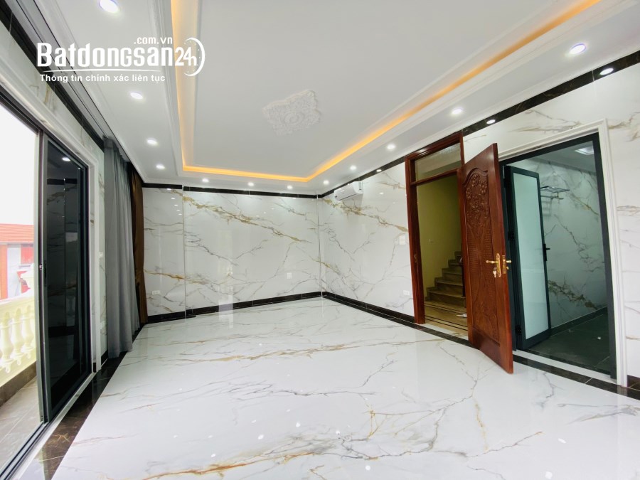 CHÍNH CHỦ NHỜ BÁN NHÀ 6 TẦNG LÔ GÓC - KINH DOANH - VĂN PHÒNG - PHÚC LỢI - ĐỐI DIỆN VI