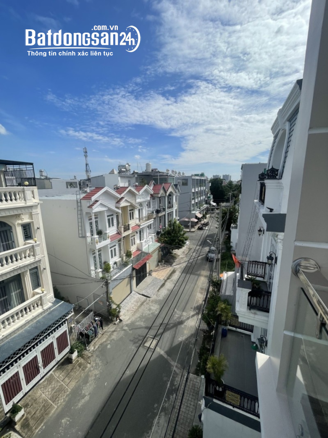 Ô TÔ NGỦ TRONG NHÀ - ĐÀO TÔNG NGUYÊN  - NHÀ BÈ - 4 TẦNG - 72M2 - 8.0 TỶ.