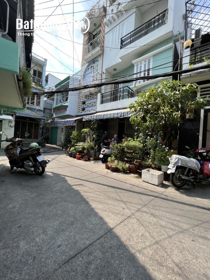 Bán Nhà Giá Rẻ Tân Phú, Bán Nhà Hẻm Xe Hơi