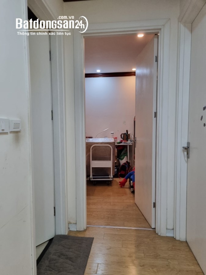 Cho thuê chung cư toà Golden filed đường Nguyễn Cơ Thạch, Mỹ Đình 2, dt 73m,2pn,2vs