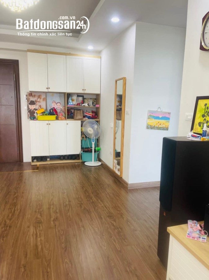 Cho thuê chung cư toà CT6 MHDI Lê Đức Thọ, Mỹ Đình 2,dt 73m,2pn,2vs,đủ đồ giá 13tr/th