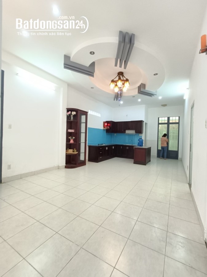 TIN THẬT:Nhà 10x20,hẻm xe tải,đường Võ Văn Hát,Long Trường,Thủ Đức