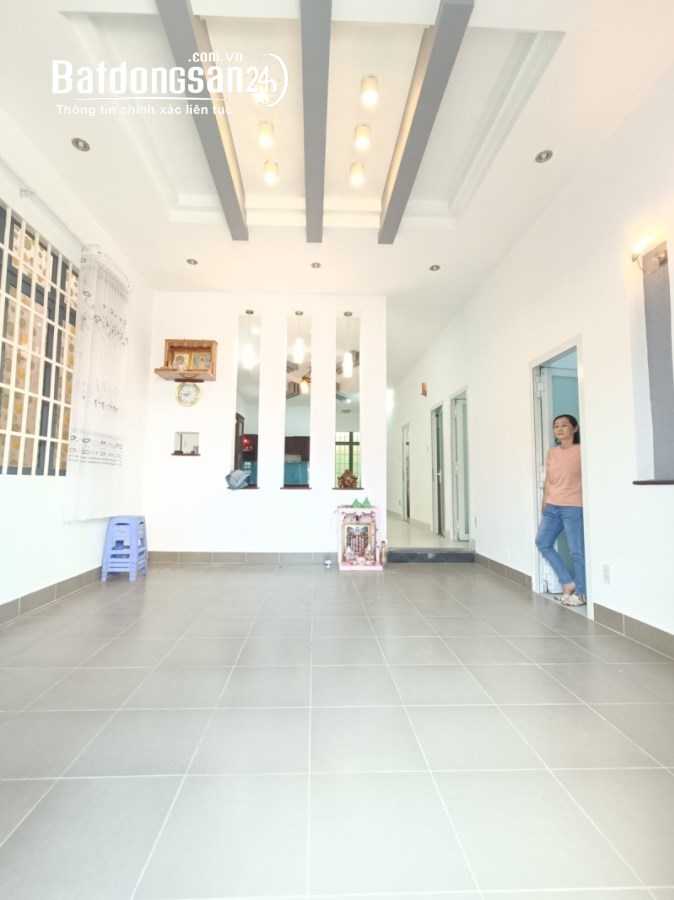 TIN THẬT:Nhà 10x20,hẻm xe tải,đường Võ Văn Hát,Long Trường,Thủ Đức