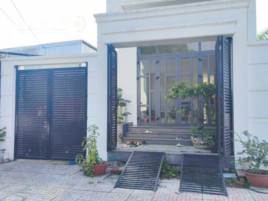 TIN THẬT:Nhà 7x28m,3 tầng đúc,hẻm xe hơi, Long Thuận,Long Phước,Thủ đức