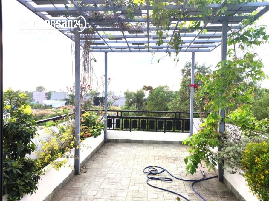 TIN THẬT:Nhà 7x28m,3 tầng đúc,hẻm xe hơi, Long Thuận,Long Phước,Thủ đức