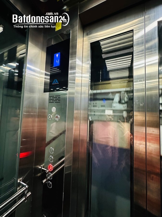 Siêu phẩm Phố Nguyễn Đình Thi hơn 11 tỷ 45m2, 6T thang máy tặng full đồ view Hồ Tây