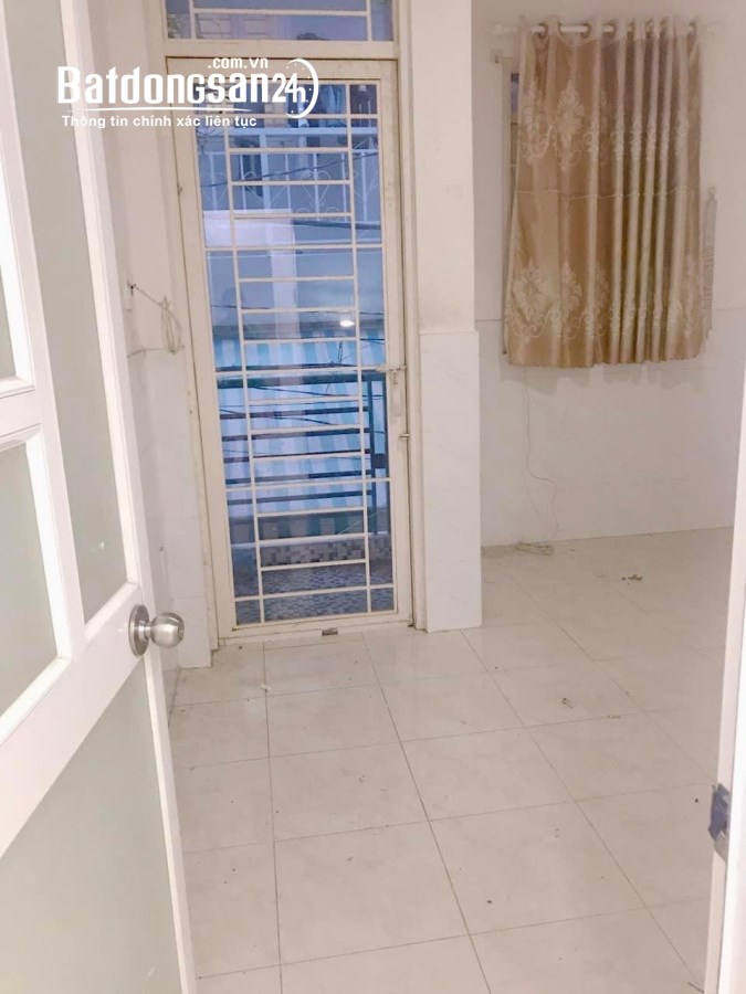 Hàng hiếm, bán gấp nhà 2 tầng, nở hậu gần mặt tiền Vườn Lài Tân Phú, khu VIP chỉ 3 tỷ