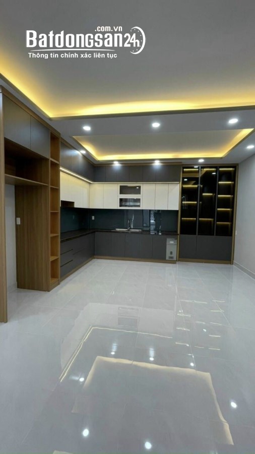 Bán nhà mặt phố Đường Huỳnh Tấn Phát, Phường Phú Thuận, Quận 7