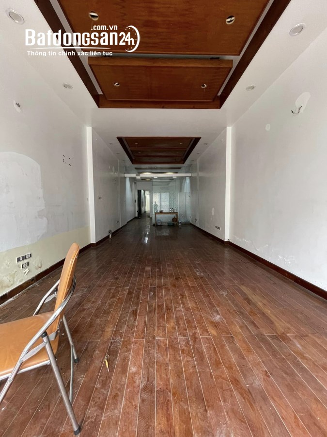 Phố Giảng Võ 140M2 7 Tầng Thang Máy MT 4.2M – 31 Tỷ Dòng Tiền 130Tr/th 2  Thoáng Trướ