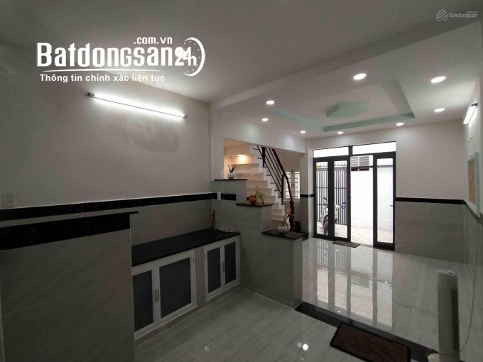 Cho thuê nhà phố Bình thạnh (gần ĐH Ngoại thương và bến xe miền Đông)