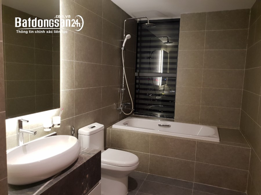 Cho thuê chcc Thăng Long tower 33 Mạc Thái Tổ, 3PN CB Full Đồ