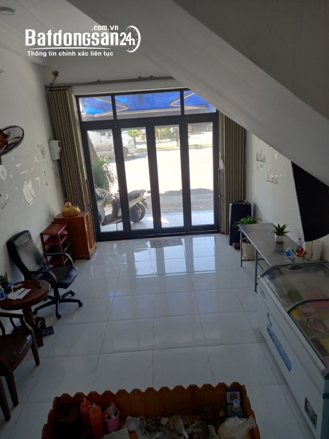CẦN BÁN GẤP NHÀ 3 TẦNG MẶT TIỀN ĐƯỜNG NGÔ QUYỀN SƠN TRÀ ĐÀ NẴNG.