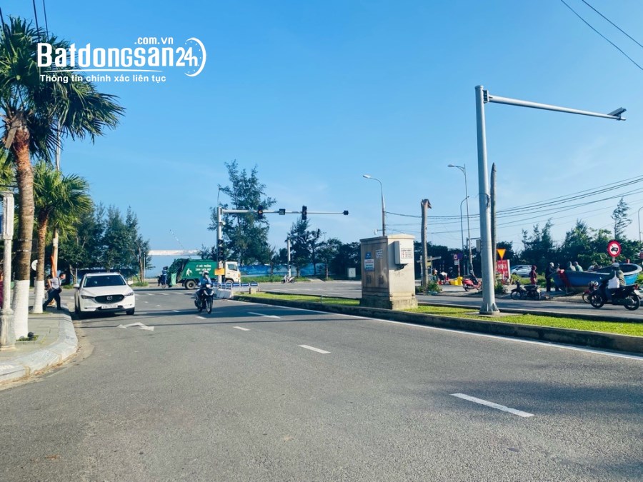 CẦN BÁN GẤP NHÀ 3 TẦNG MẶT TIỀN ĐƯỜNG NGÔ QUYỀN SƠN TRÀ ĐÀ NẴNG.