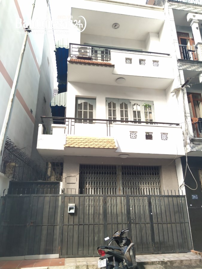 Bán nhà 750A/1 Nguyễn Kiệm, P.4, Q. Phú Nhuận, ngang lớn 6.3x12 giá cực tốt chỉ 149tr