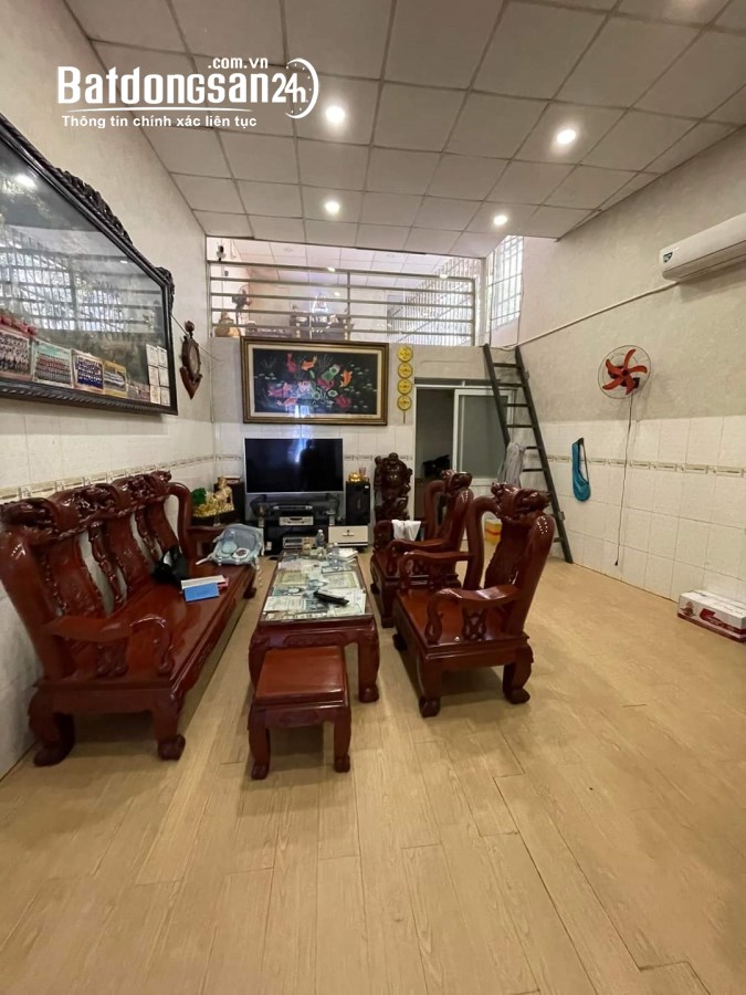 Bán Nhà Mặt Tiền Đông Hồ, Víp Tân Bình, 180m2, Ngang Khủng 8m Nở Hậu, Nhỉnh 31 Tỷ TL.