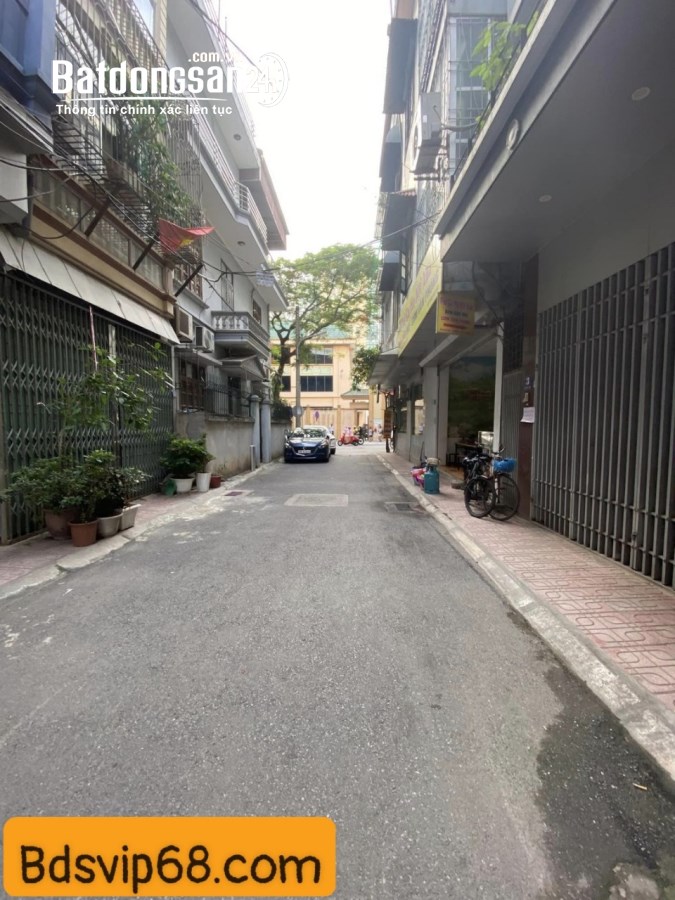 Bán nhà phố Ngụy Như Kon Tum, quận Thanh Xuân, 61m2 nhà đẹp 4 tầng giá 18.3 tỷ