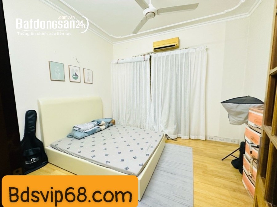 Bán nhà phố Ngụy Như Kon Tum, quận Thanh Xuân, 61m2 nhà đẹp 4 tầng giá 18.3 tỷ