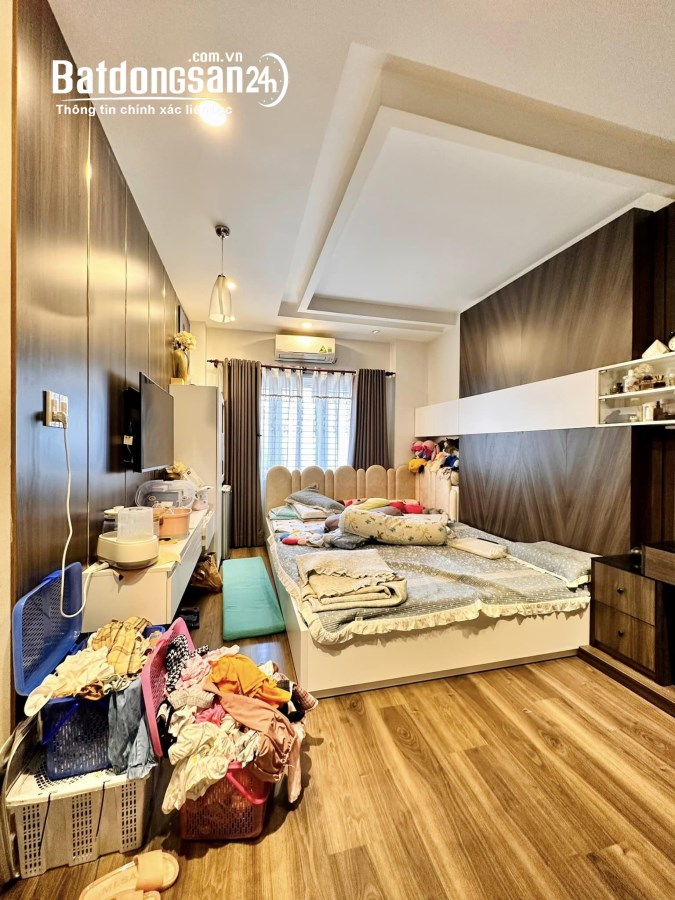 BÁN NHÀ RIÊNG PHẠM VĂN HAI HẺM 10M KINH DOANH 50M2 X 5 TẦNG NGANG 5,8M NHÀ ĐẸP Ở NGAY
