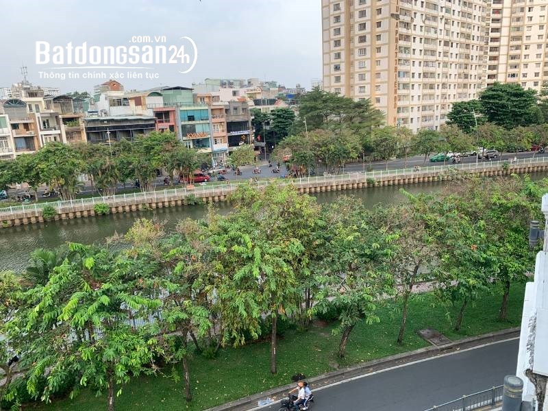 Cho thuê nhà sát mặt tiền Hoàng Sa, nhà 5 tầng mới KD ngay giá 28,5 tr