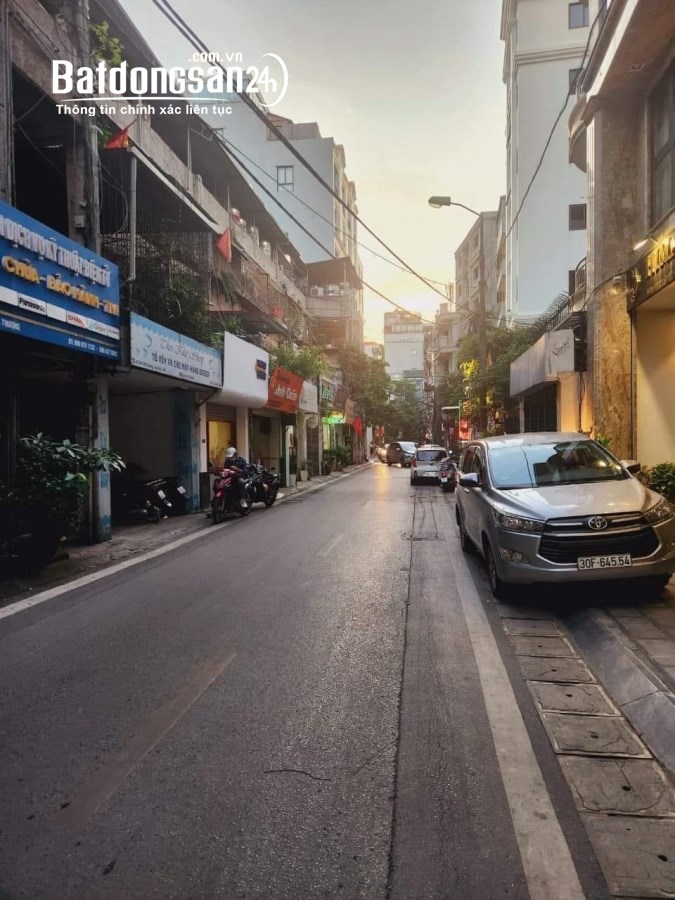 Bán nhà mặt phố Phố Kim Mã Thượng, Phường Kim Mã, Quận Ba Đình