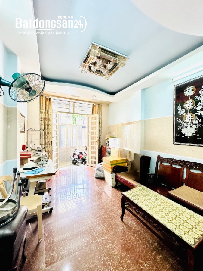 Nhà hẻm xe ô tô cách MT 70m, Nguyễn Văn Công, Phường 3, Gò Vấp