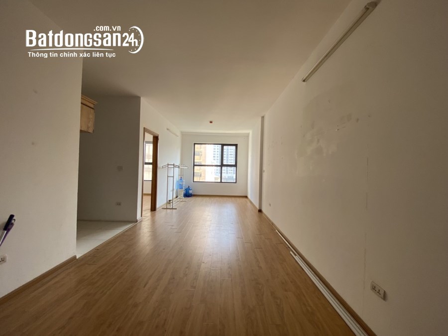 cho thuê chung cư Golden West, Lê Văn Thiêm, 80m2 - 2 PN, đồ cơ bản 12 triệu