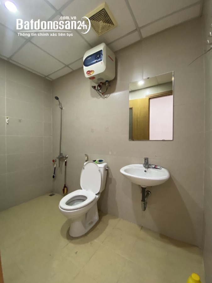 cho thuê chung cư Golden West, Lê Văn Thiêm, 80m2 - 2 PN, đồ cơ bản 12 triệu