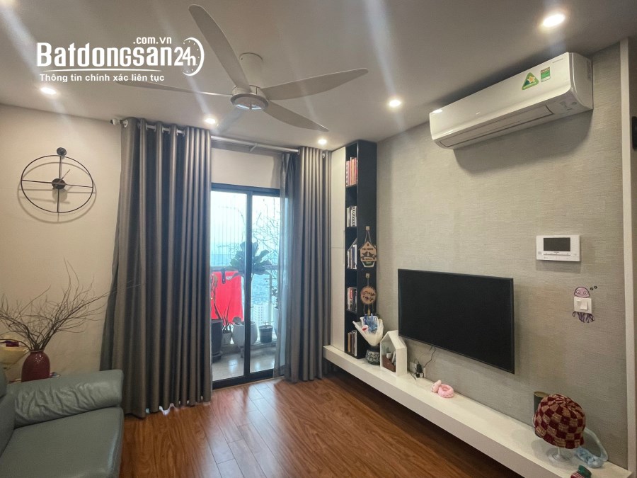 Chính chủ bán gấp CHCC The Sun Mễ Trì, Nam Từ Liêm 80m2 2PN đủ đồ đẹp thoáng mát