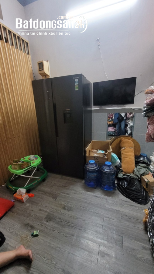 HẺM 3 GÁC, LÒ GỐM - F8 - Q6 - 02 TẦNG - 28M2 - 2.7 TỶ.