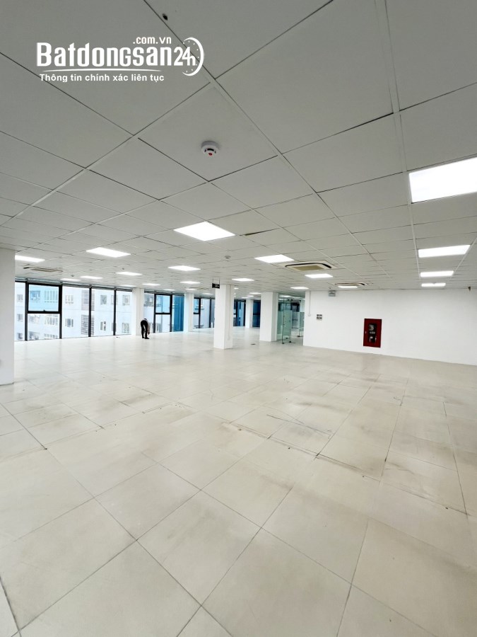CẦN CHO THUÊ VP TRỤC ĐƯỜNG NGUYỄN XIỂN, DT NÀO CŨNG CÓ –PHÒNG ĐẸP–GIÁ RẺ-Chủ nhà xinh