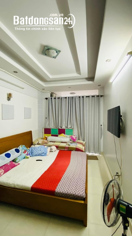 Sổ và nhà đẹp đã HC, HXH thông xe tải Nguyễn Thiện Thuật, Q3, 2PN to, KD tốt, 8.7 tỷ