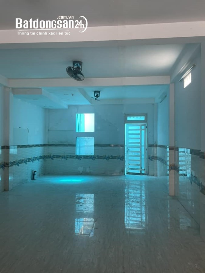 Bán gấp. Nhà đẹp, giá rẻ HXT 5x21m trệt 3 lầu Lê Văn Khương. SHR full thổ. Giá 7,4 tỷ