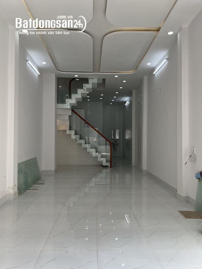 Nhà cực đẹp vô ở liền (3.8x15) 3.5 tấm NTCC đường Văn Thân