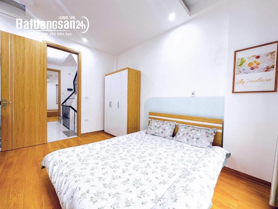 BÁN TOÀN CH DỊCH VỤ CHÍNH KINH - THANH XUÂN 45m2x6 SỔ ĐỎ VUÔNG ĐÉT NHỈNH 6.8 Tỷ (TL)