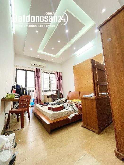 Nhà phân lô Quân Đội phố Phùng Chí Kiên 44m2, 3T, MT5.1m vị trí đẹp 2 thoáng giá hơn 
