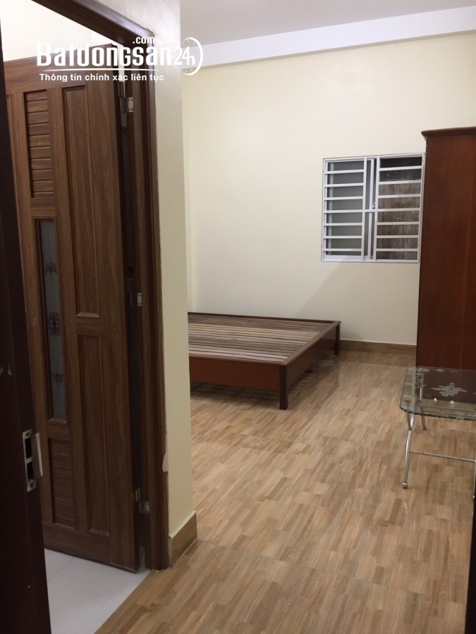 Quận 10, Cho thuê phòng.toilet riêng, phòng tiện nghi sạch sẽ, máy lạnh, khóa vân tủ 