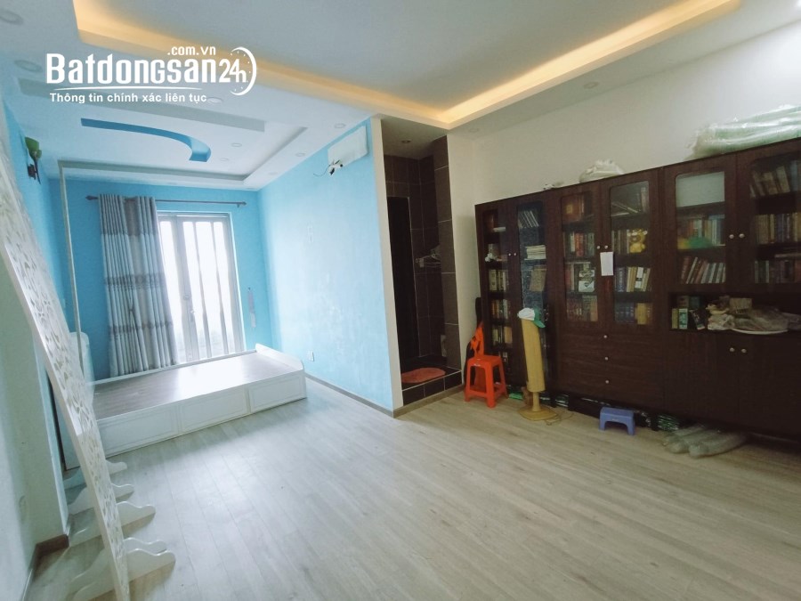 Bán nhà Đường Nguyễn Bá Tòng, Phường 11, Quận Tân Bình