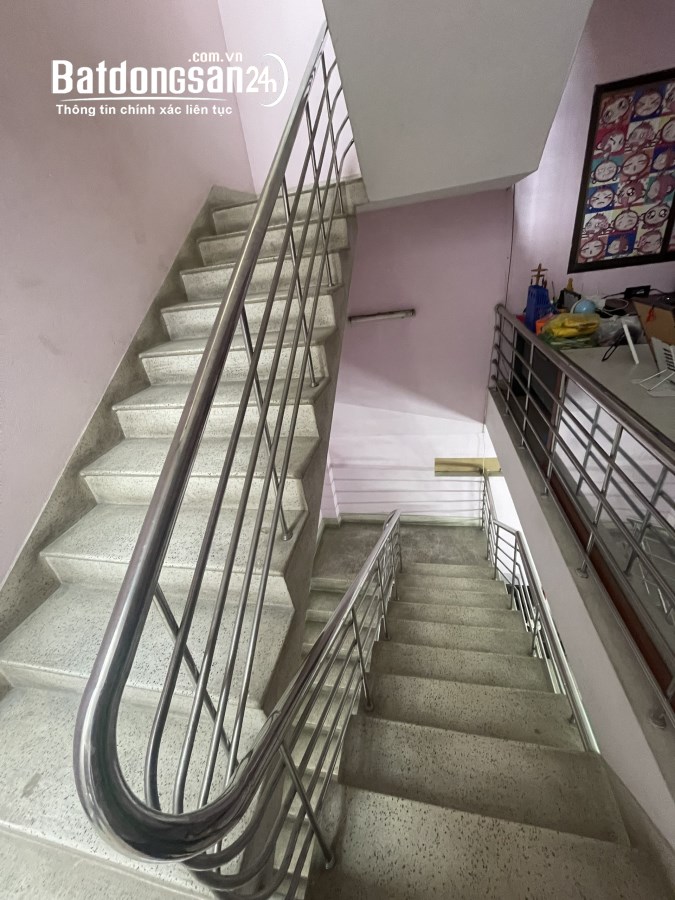 Nhà mặt tiền ngang 6,6m TT Q.Hải Châu đường Phan Châu Trinh đất nở hậu rất đẹp CC