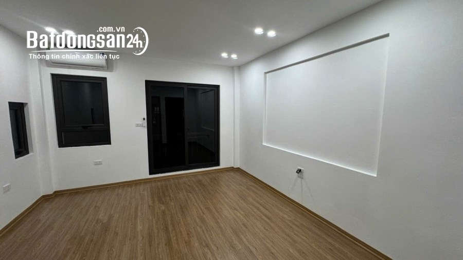 Cho thuê nhà Đường Bát Khối, Phường Thạch Bàn, Quận Long Biên