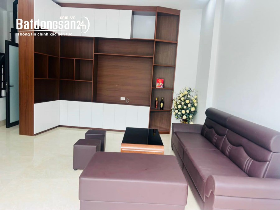 Bán nhà 3 tầng ngõ phố Ngô Quyền, ph Thanh Bình, TP HD, 40.3m2, 3 ngủ, vs, hướng đông