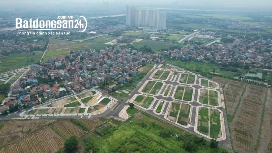 Đất dịch vụ Lê Xá, Mai Lâm, vỉa hè, oto tránh. DT 80m², MT 5m. Giá: 8 tỷ.